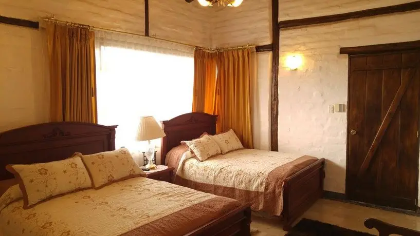 Hostal Maria de Lourdes Quito 