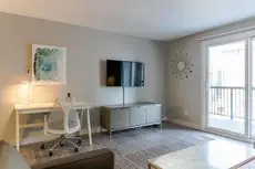 Luxury Furnished Suites by Edison Properties 