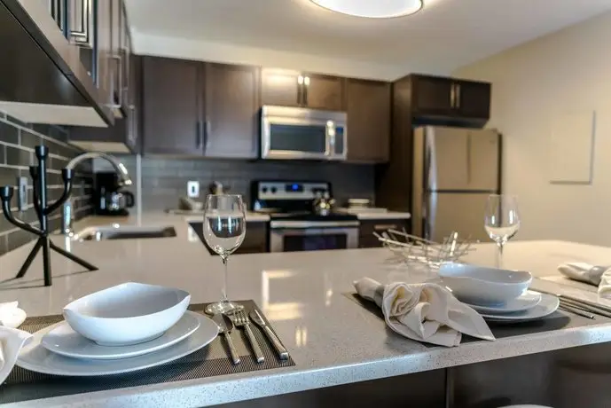 Luxury Furnished Suites by Edison Properties 