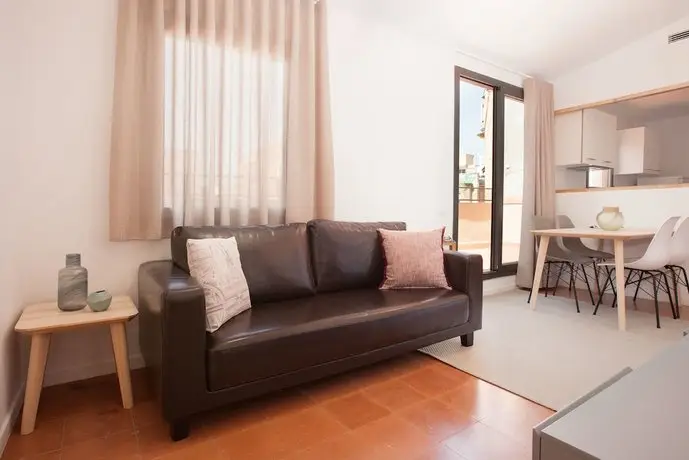 Click&Flat Europa Fira Apartments