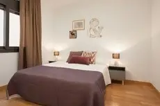 Click&Flat Europa Fira Apartments 