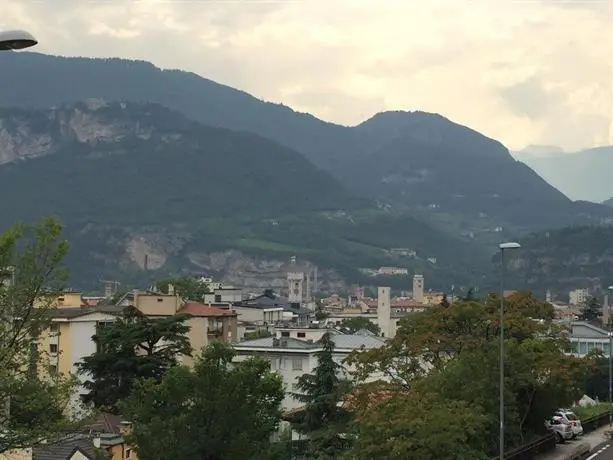 Happy Home Trento 