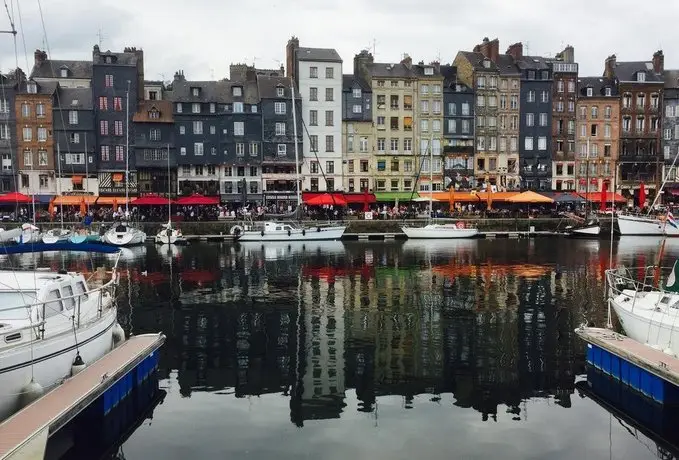 Le Phare Honfleur 