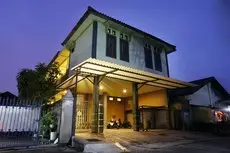 Sekardiyu Guest House 