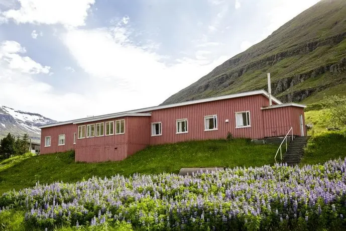 Hafaldan HI Hostel - Harbour Building