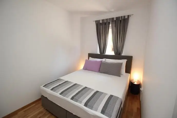 Apartments Devcic Punat