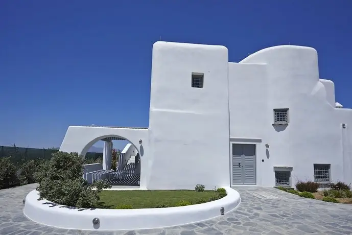 Aqua Breeze Villas on the beach 