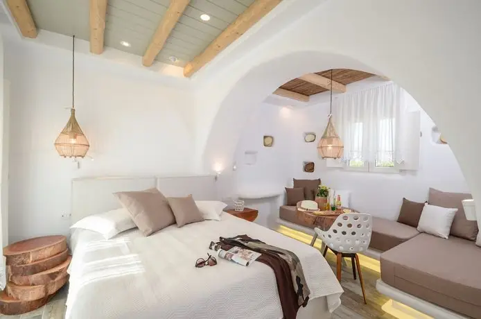 Naxos Island Escape Suites 