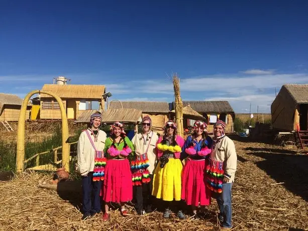 Uros Titicaca Lodge 