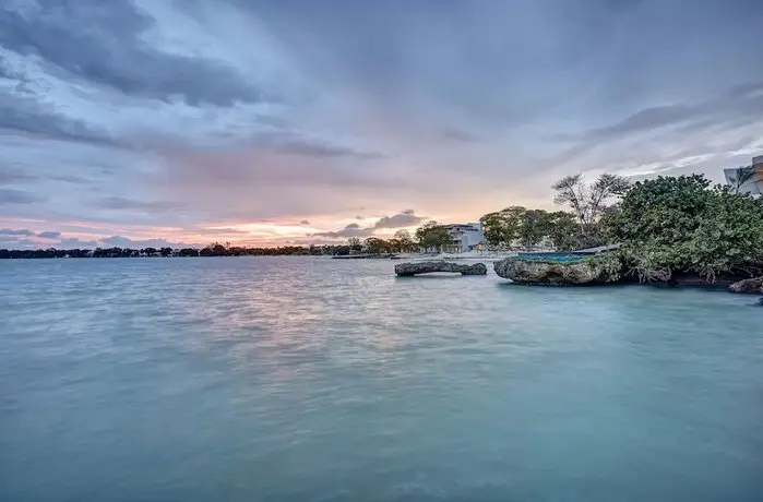 Hideaway At Royalton Negril 