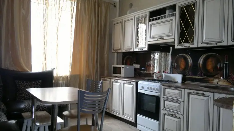 Pretty Apartment on Vokzalnaya 51A7