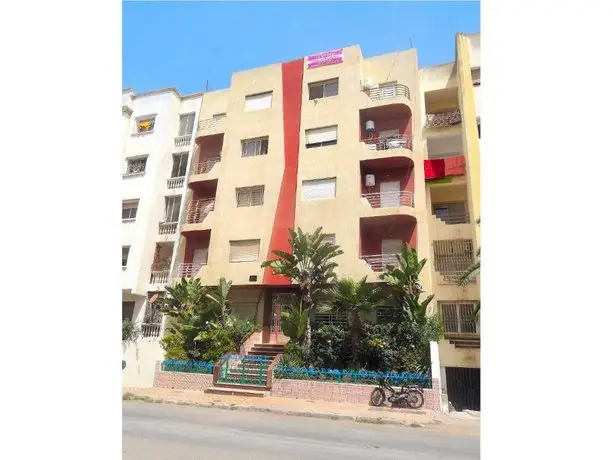 Appartement 400m plage 4eme etage