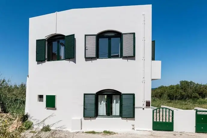 Traditional Sea Side Cottage