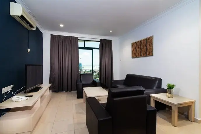 Golden View Serviced Apartments 