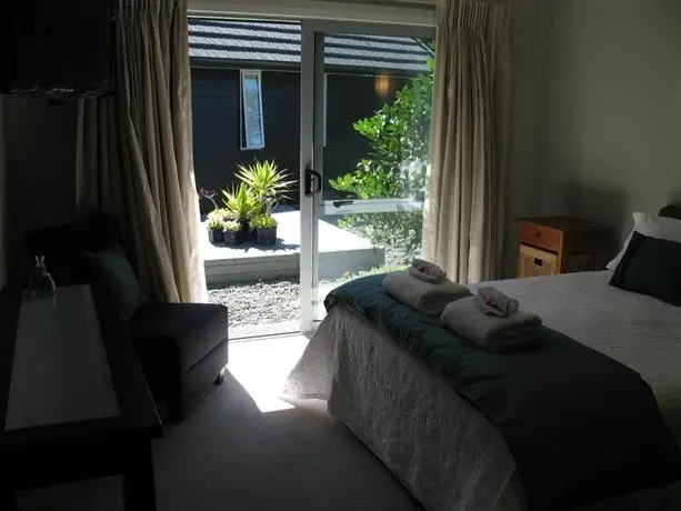 Karapiro Willows Luxury B & B