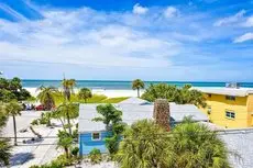 A House on Siesta Beach by Beachside Management 