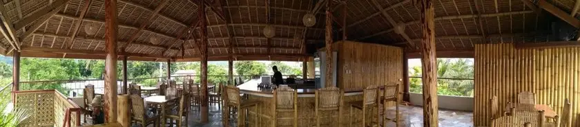 Zenith Inn & Resto Bar