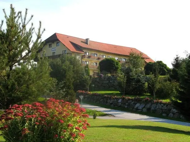 Hotel Garni Karnerhof - Zentrum fur Ayurvedakuren