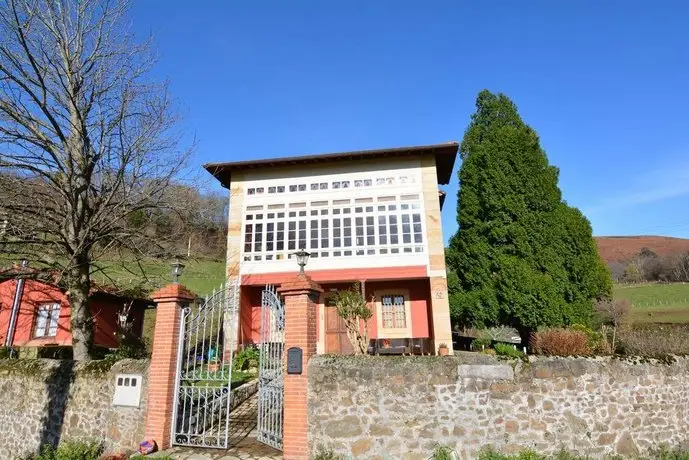 Casona Fuentes del Sueve