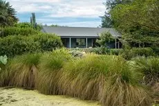 Lawn Cottages 