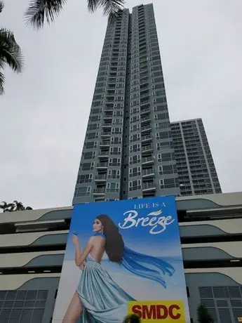 SeaBreeze at Breeze Residences