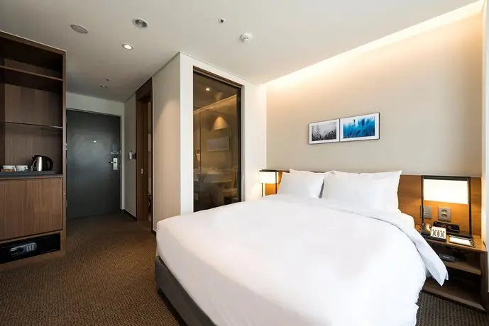 Ramada Encore by Wyndham Busan Haeundae 