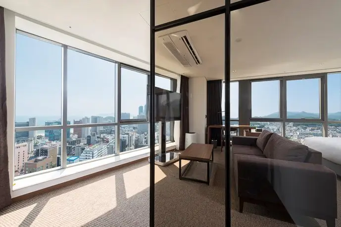 Ramada Encore by Wyndham Busan Haeundae 