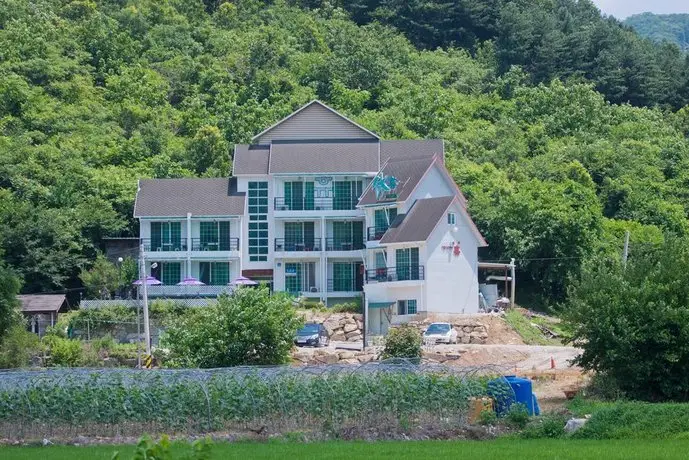 Chuncheon Hue Pension