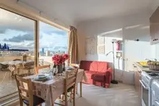 Blue Waters Penthouse in Sliema 