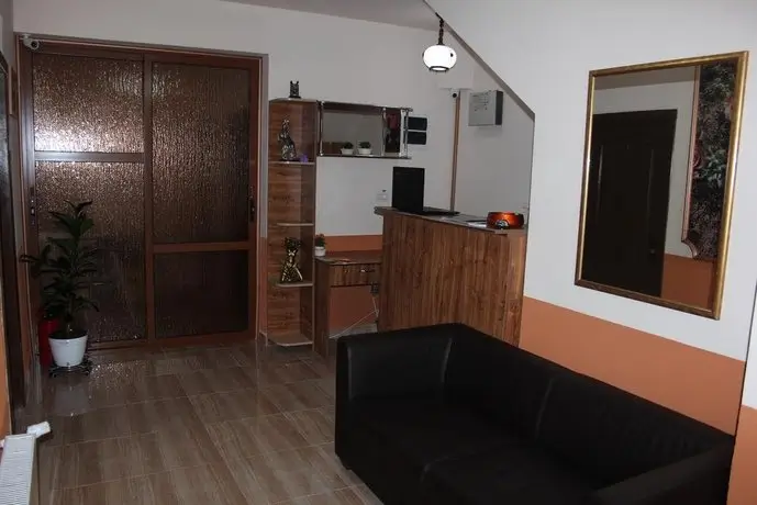 Camere-Apartament Steyna