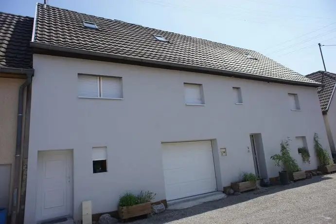 Triplex Sainte-Croix-en-Plaine