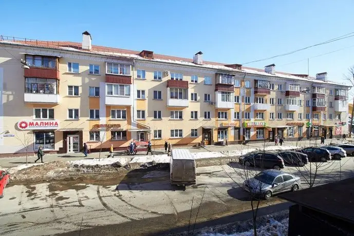 PaulMarie Apartments on Karpovicha