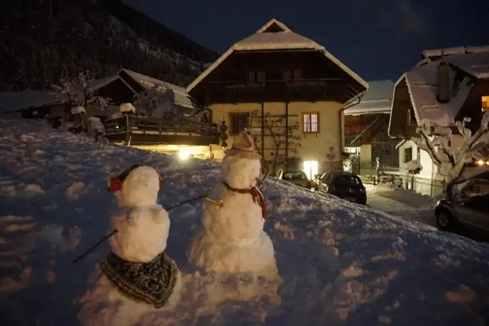 Haus Waldblick Weissensee