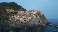 Sea Breeze Manarola 