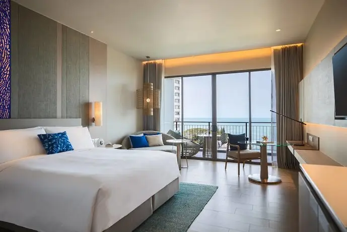 Renaissance Pattaya Resort & Spa 