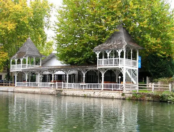 Pavillon Bleu