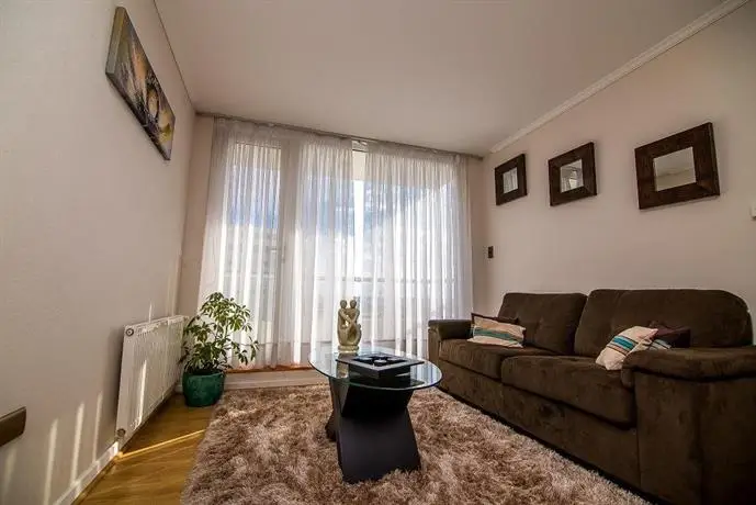 ApartBenard 