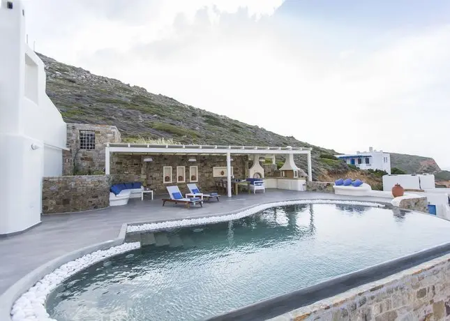 Naxos Rock Villas 