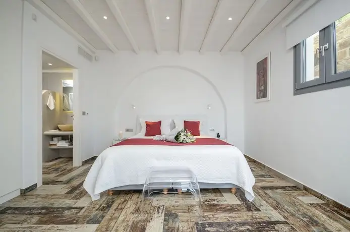 Naxos Rock Villas 