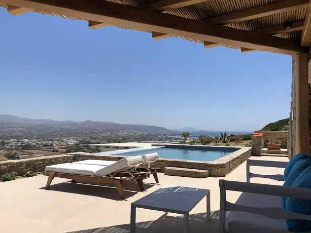 Naxos Rock Villas 