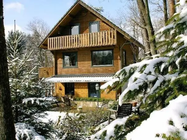 Le Chalet Des Amis