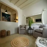 Cova Mykonos Suites 