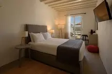 Cova Mykonos Suites 