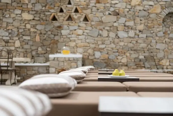 Cova Mykonos Suites 