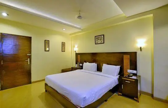 Hotel Raipur Inn