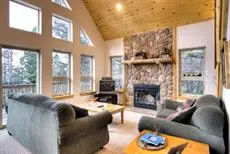 Mountain Aire Three-bedroom Holiday Home 