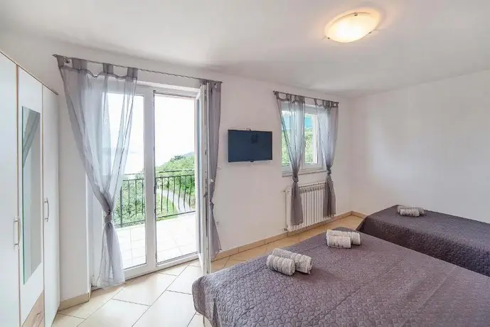 Apartmani Sandra Rovini