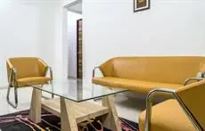 OYO 9738 Hotel House Khas Suites 