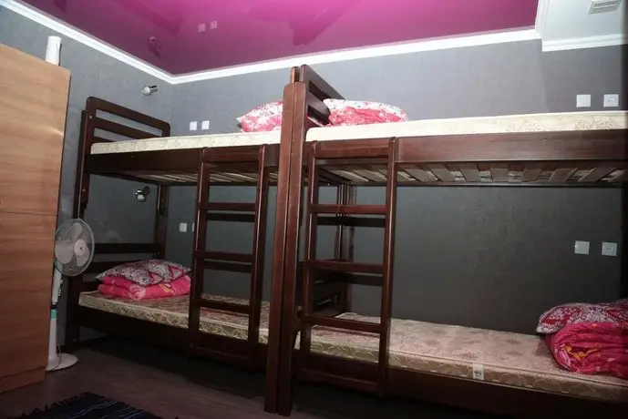 Hostel Dom Karakol 