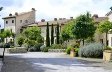 Tuscany Country Apartments 